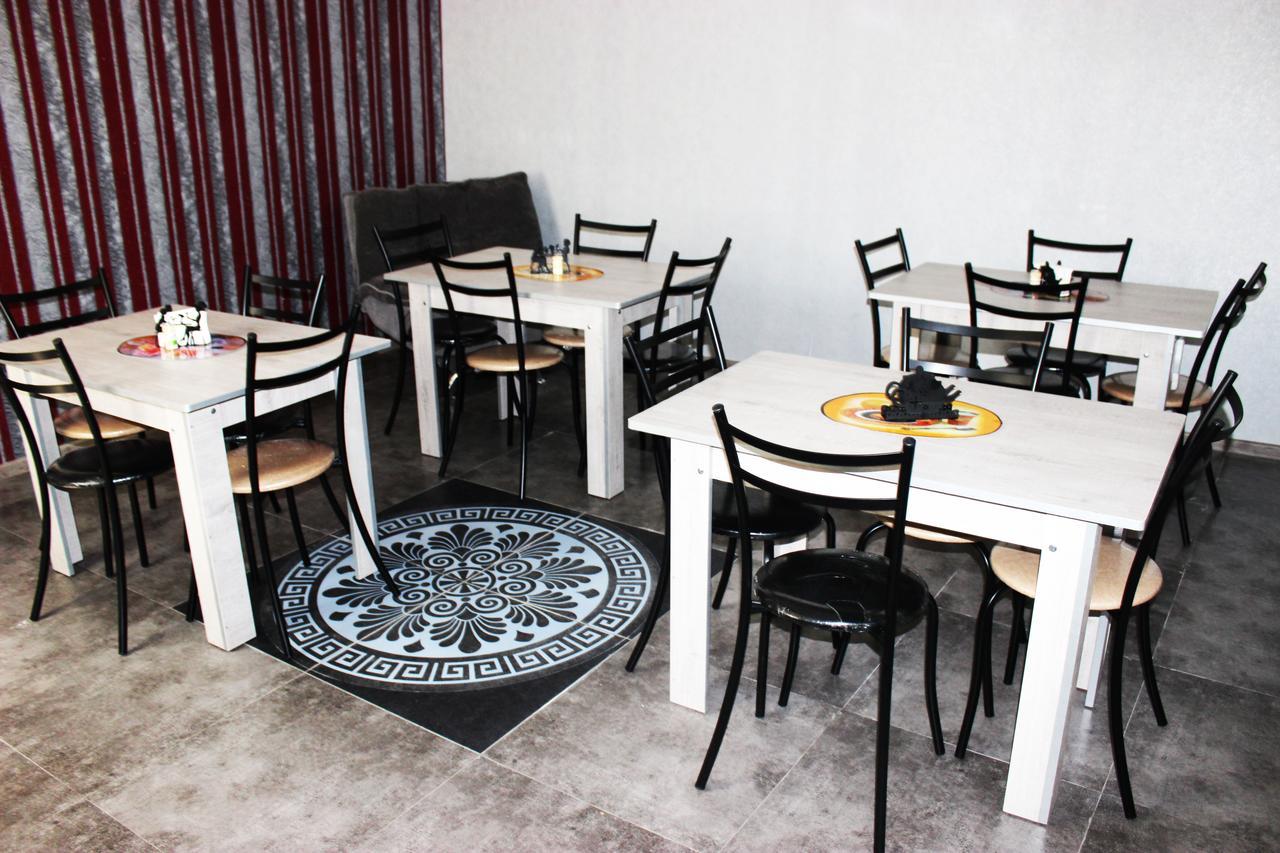 Golden Way Hotel Tbilisi ภายนอก รูปภาพ