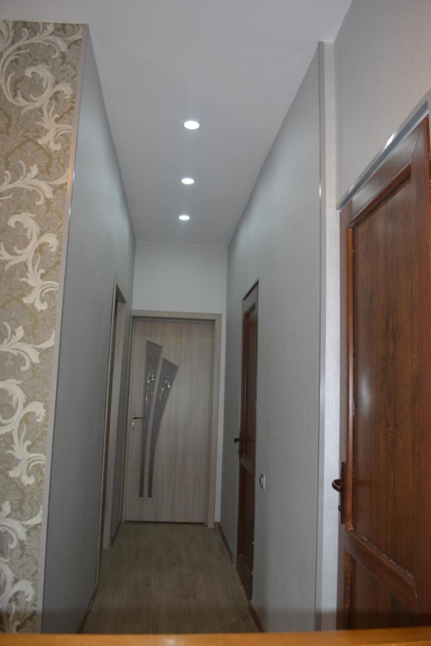 Golden Way Hotel Tbilisi ภายนอก รูปภาพ