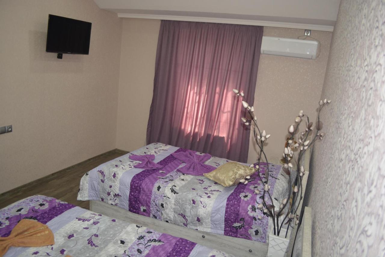 Golden Way Hotel Tbilisi ภายนอก รูปภาพ