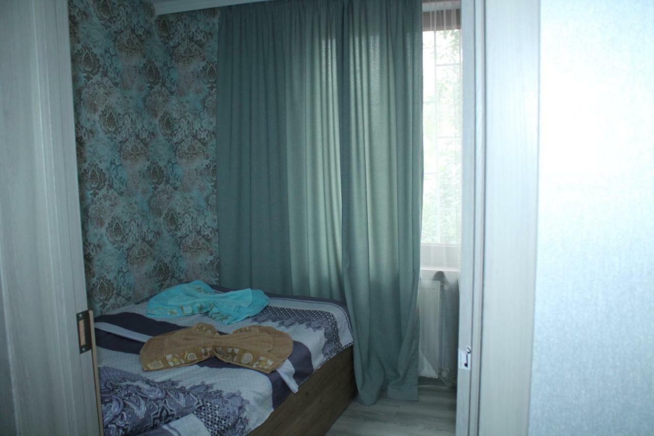 Golden Way Hotel Tbilisi ภายนอก รูปภาพ